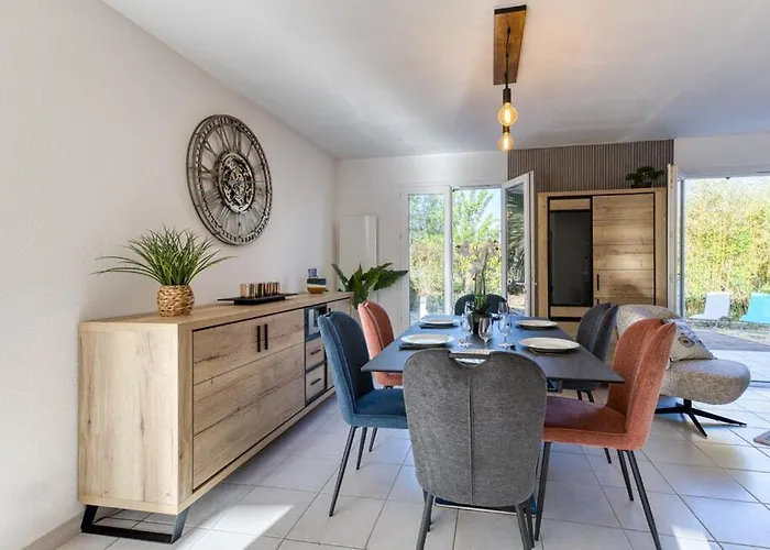 Holiday home La Rouine